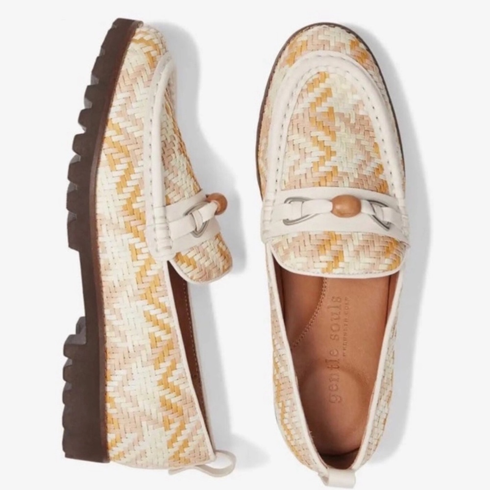 New Gentle Souls by Kenneth Cole Womens Eugene Lug Bit Tan Loafers Shoes Slip On
